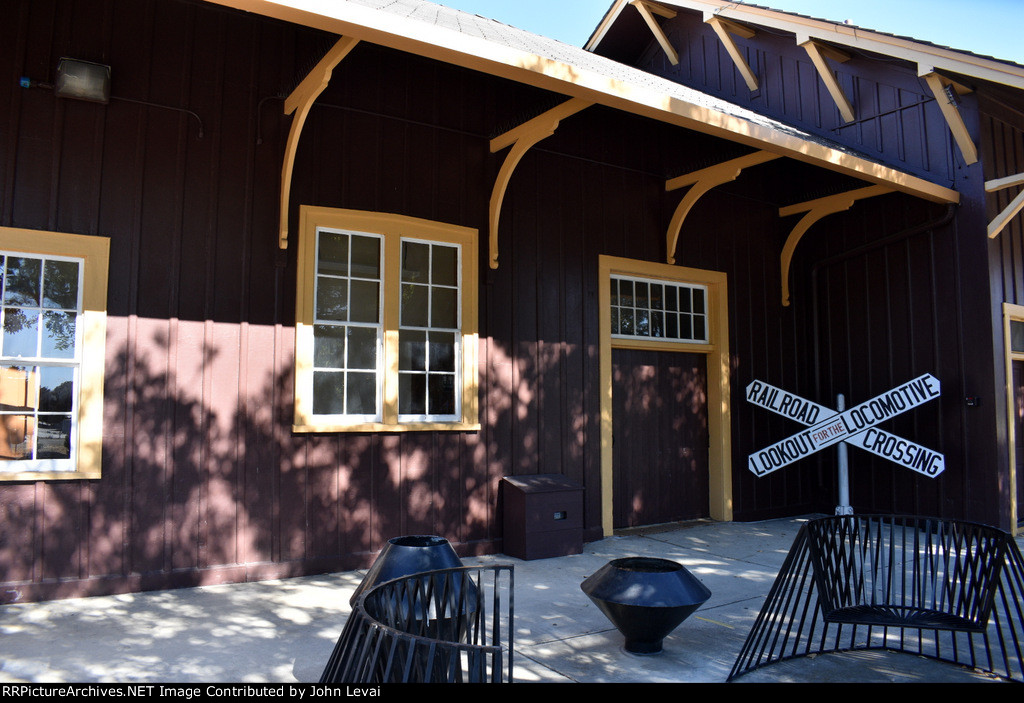 Former Santa Clara Station building